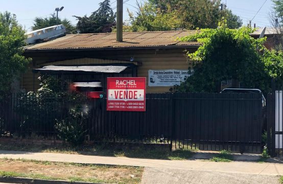 Se vende casa en Campos Deportivos