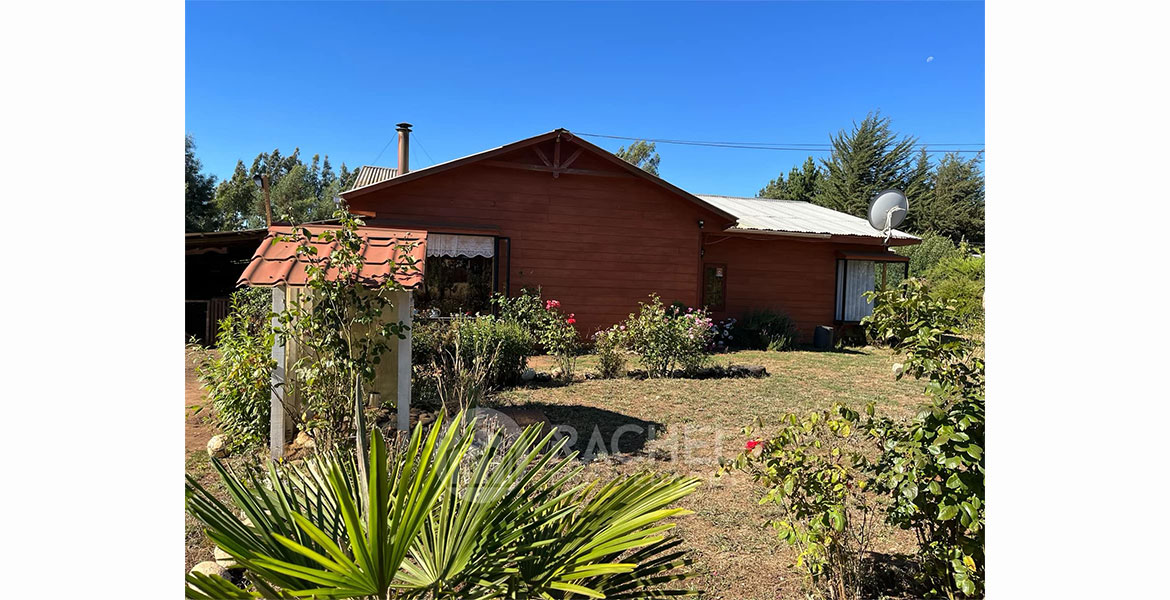 SE VENDE ACOGEDORA Y APACIBLE CASA-QUINTATemuco