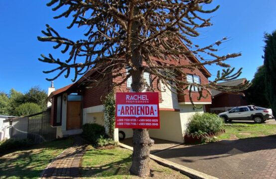 Se Arrienda Linda casa Comercial ubicada en sector Barrio Inglés