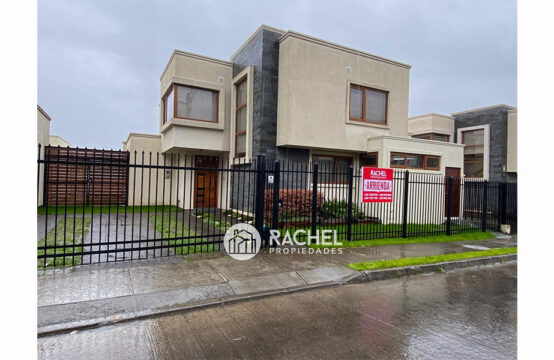 SE ARRIENDA IMPECABLE CASA EN SECTOR CUMBRES DEL SUR