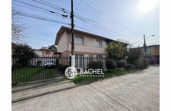 EN VENTA SÓLIDA Y HERMOSA CASA CON EXCELENTE MANTENCION