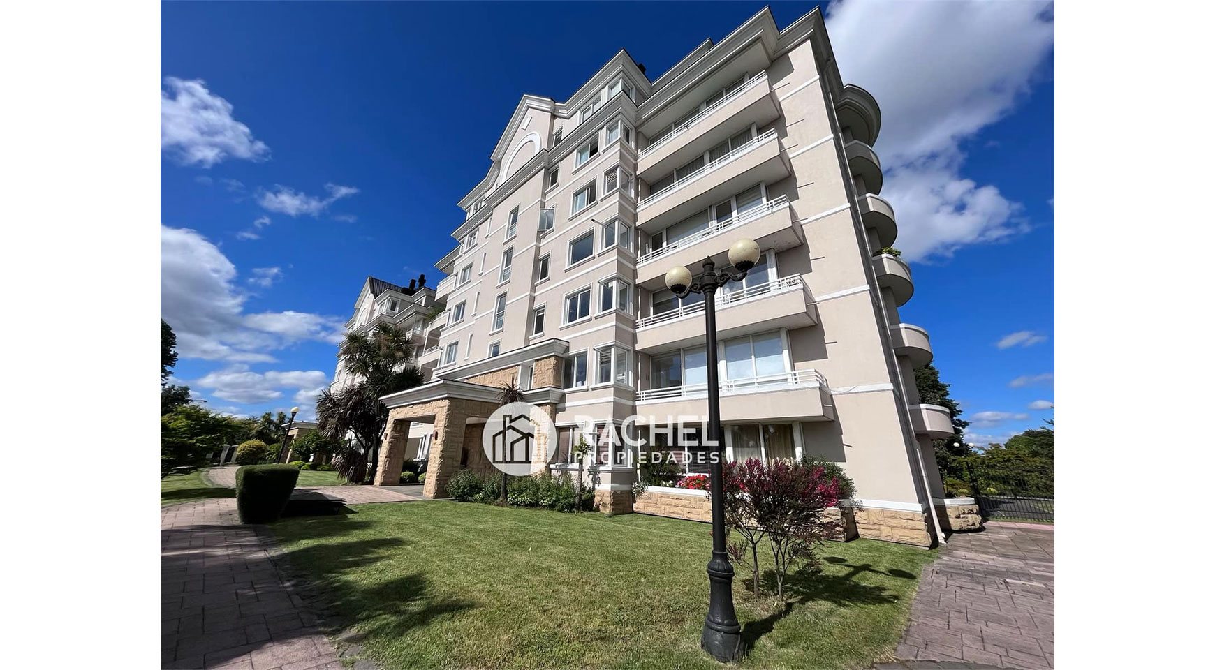 SE VENDE MARAVILLOSO PENTHOUSE REMODELADO EN EXCLUSIVO CONDOMINIO- MEJOR SECTOR DE TEMUCOTemuco