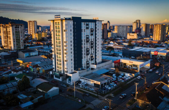 SE ARRIENDA SOLEADO Y LUMINOSO DEPARTAMENTO CON VISTA PANORÁMICA