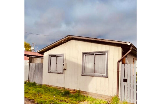 SE VENDE CABAÑA AMOBLADA EN LA LOCALIDAD DE MEHUIN