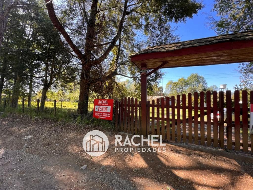 EN VENTA PRECIOSO CAMPOS A ORILLA DE CARRETERA SECTOR HUICHAHUEPadre las casas