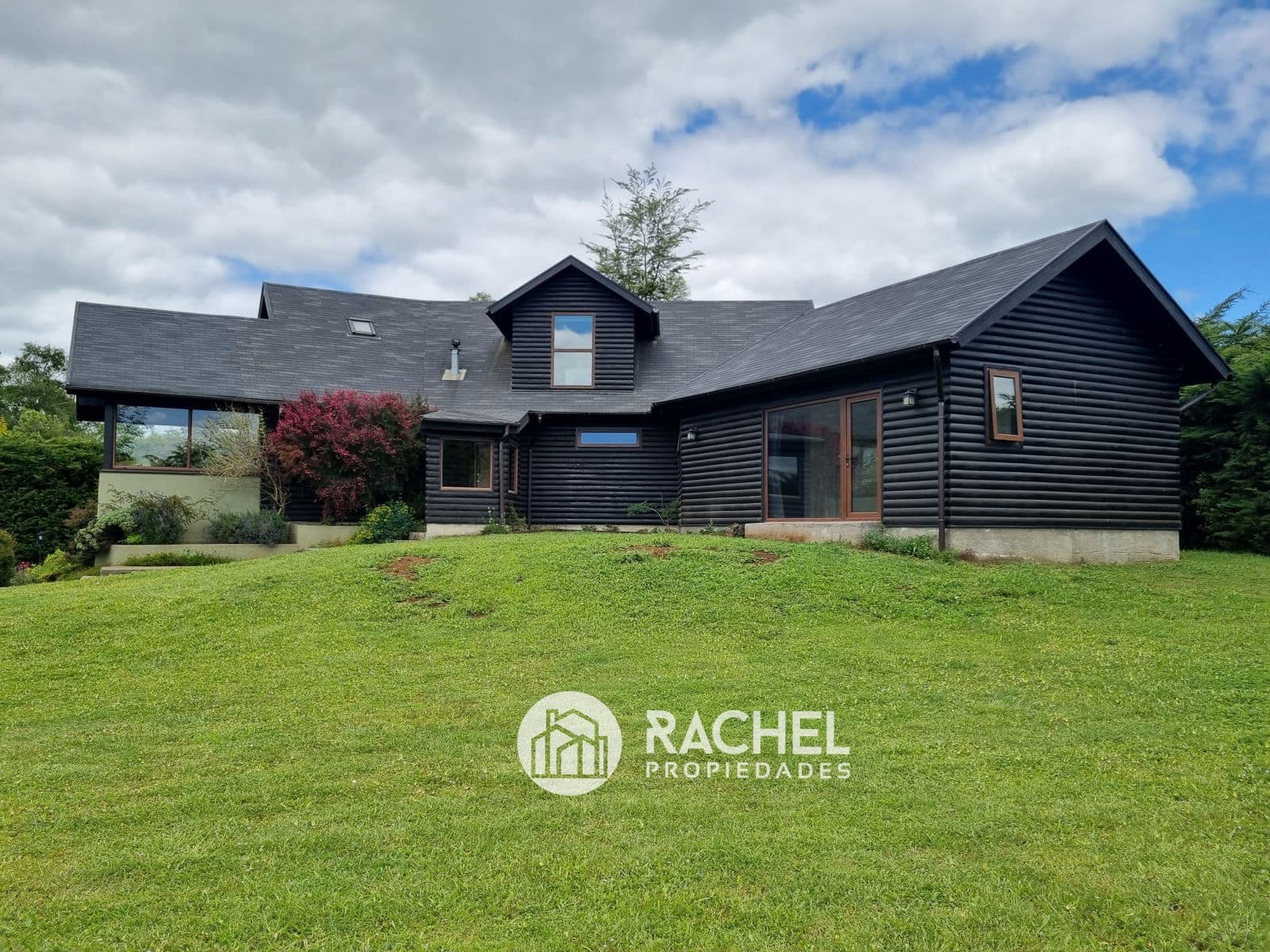 EN VENTA HERMOSA CASA EN PARCELA SECTOR PUMALALTemuco
