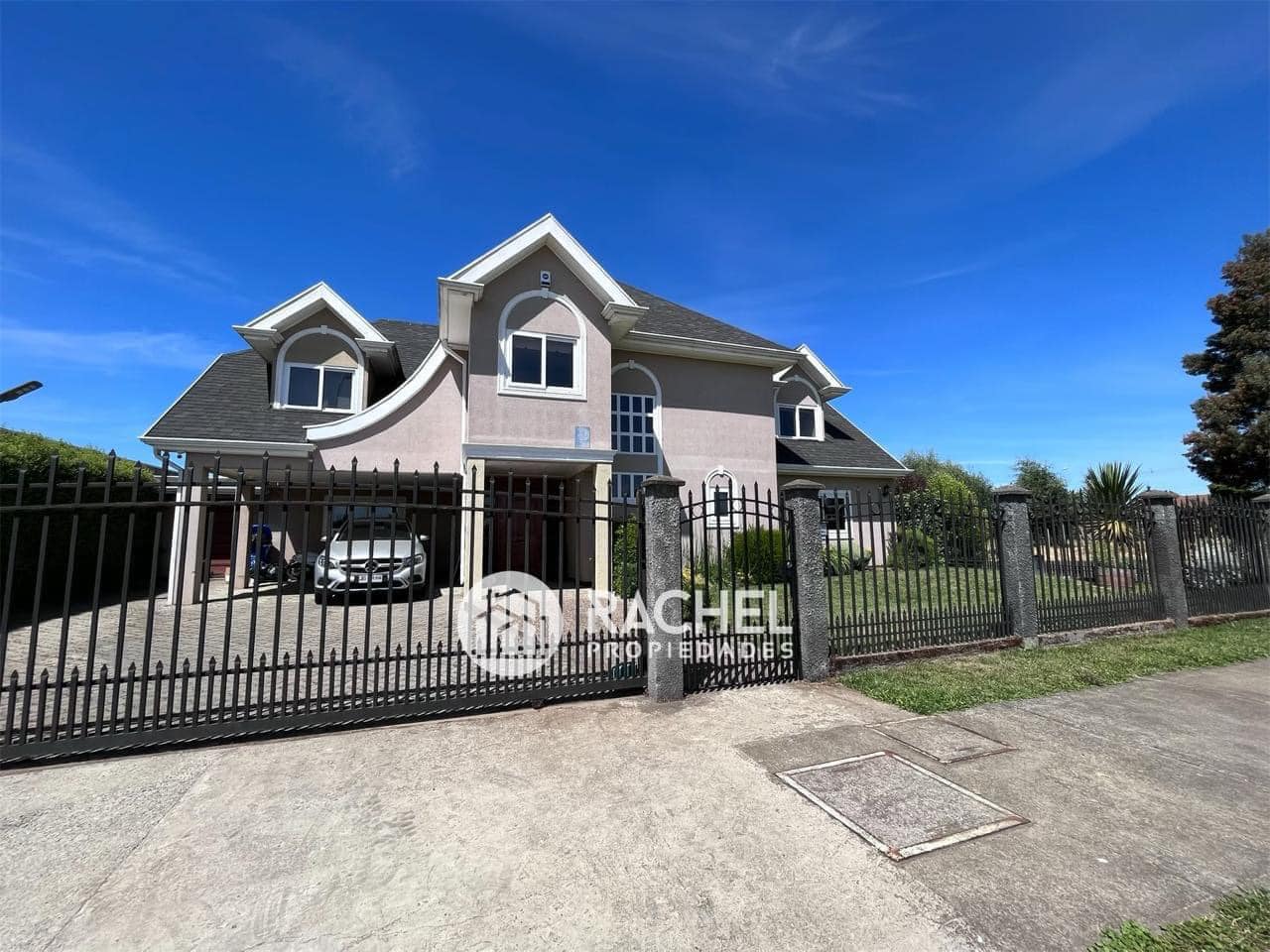 GRAN CASA EN VENTA SECTOR PORTAL DE LA FRONTERATemuco