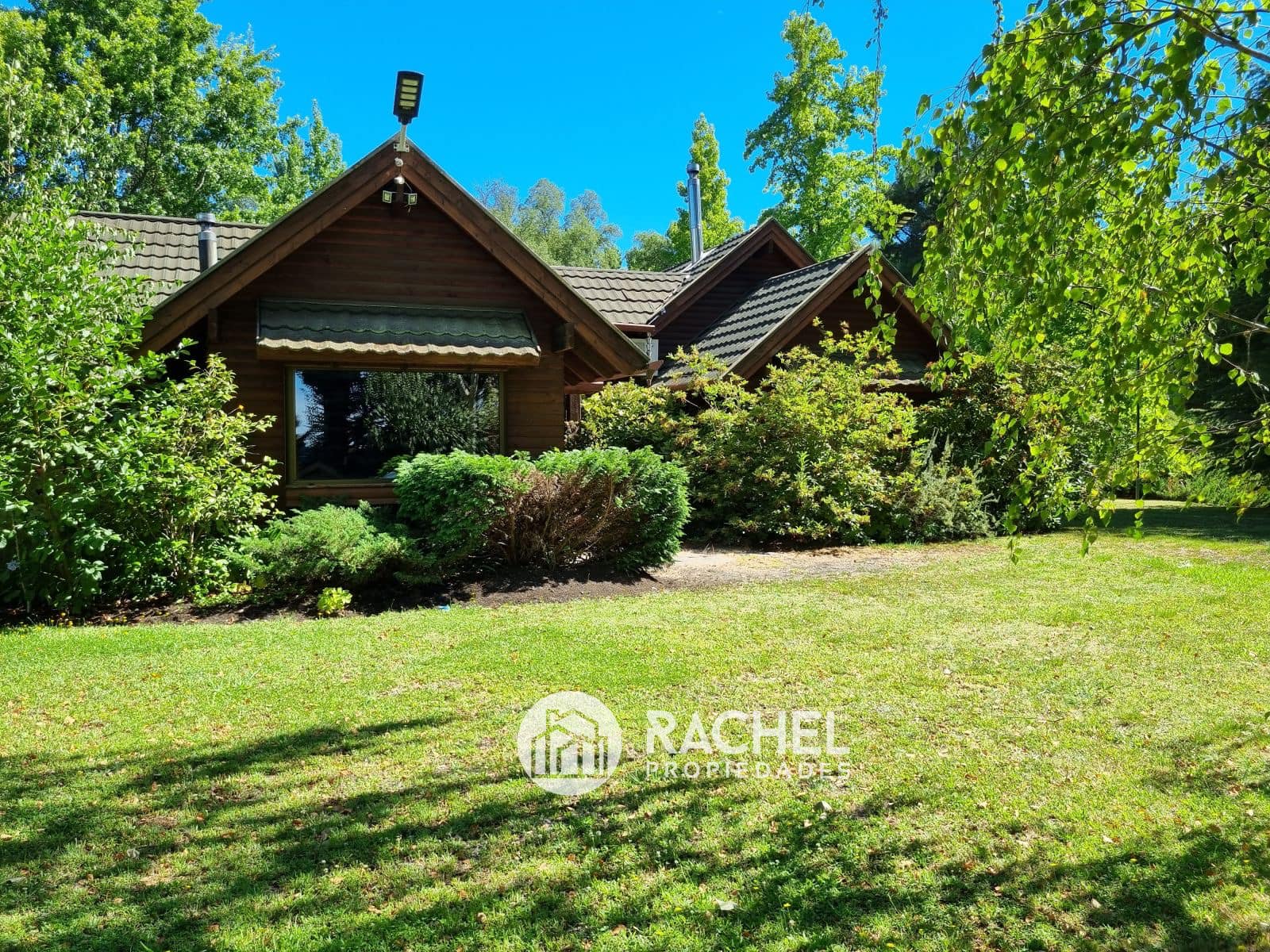 EN VENTA HERMOSA PARCELA CON CASA  A MINUTOS DEL CENTRO DE LOS ANGELESLos ángeles