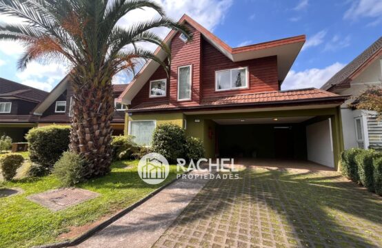 SE VENDE IMPECABLE CASA EN CONDOMINIO