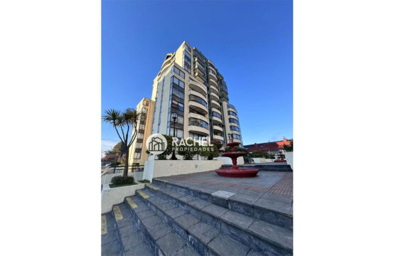 SE VENDE EXCELENTE DEPARTAMENTO  CONDOMINIO PLAZA HOCHSTETTER