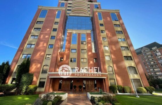 SE VENDE GRAN DEPARTAMENTO  EN EXCLUSIVO EDIFICIO