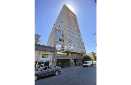SE ARRIENDA OFICINA EN EDIFICIO SINERGIA AMOBLADA
