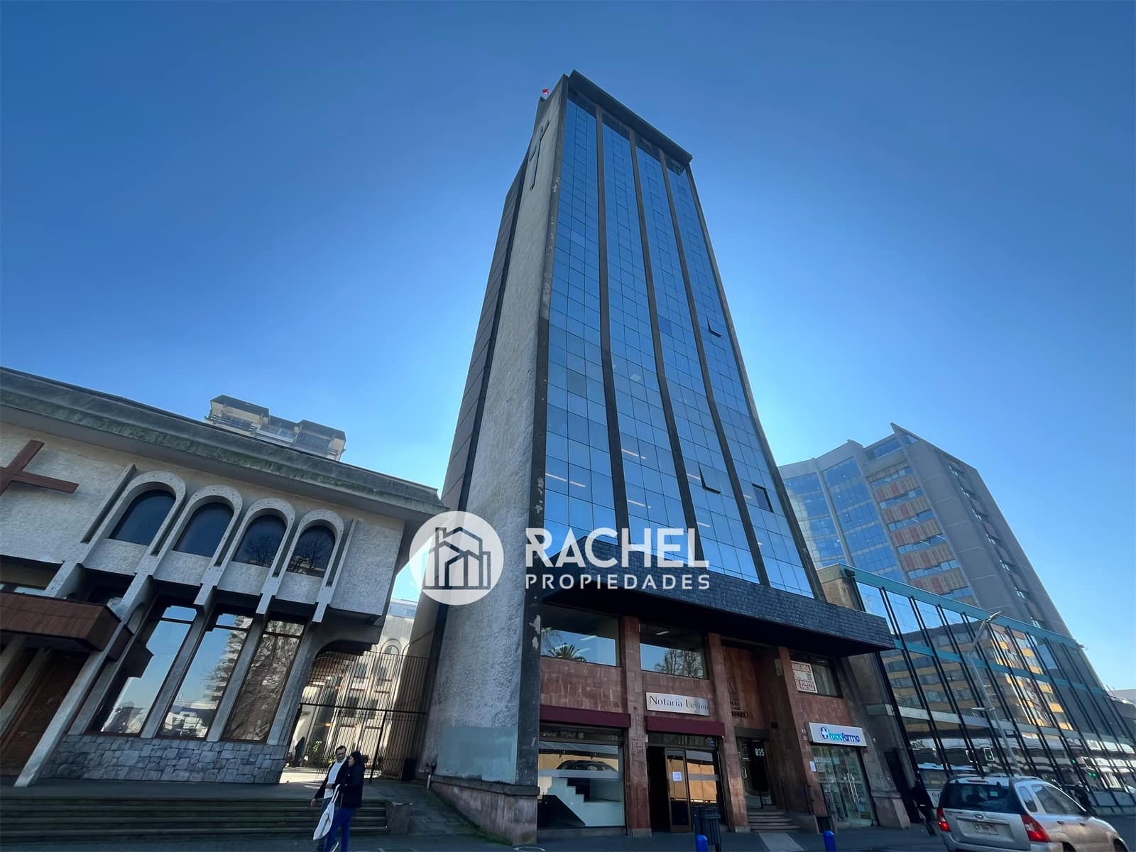 SE ARRIENDA OFICINA AMOBLADA PLENO CENTRO TEMUCO – EDIFICIO CAMPANARIOTemuco