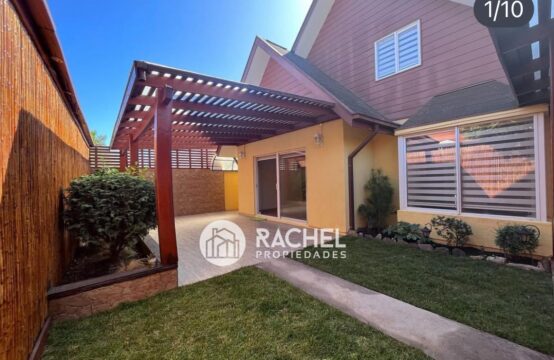SE ARRIENDA IMPECABLE CASA DE 4D- SECTOR LAS ENCINAS (Barrio Los Conquistadores)