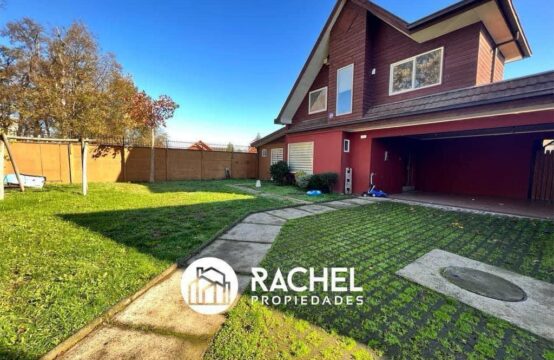 SE VENDE ACOGEDORA CASA BARRIO INGLÉS