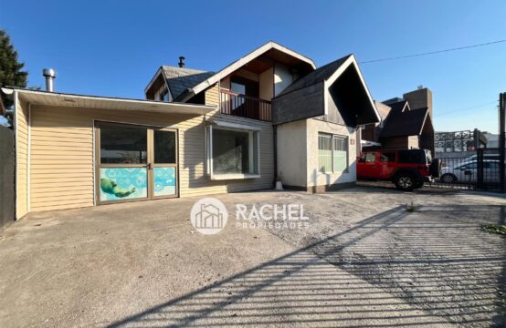 SE VENDE CASA CON DESTINO COMERCIAL Y GRAN TERRENO- Calle Aragón, Sector Torremolinos