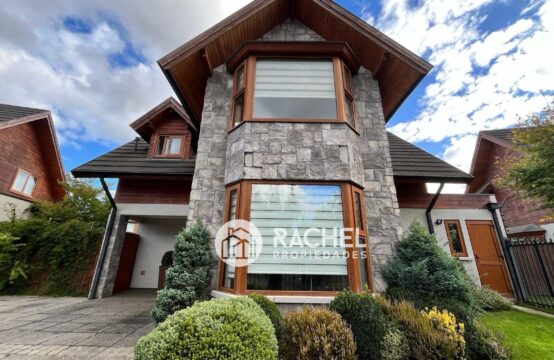 GRAN CASA EN VENTA PORTAL DE LA FRONTERA QUINCHO Y PISCINA