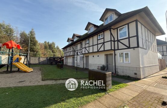 SE VENDE CASA ESTILO TOWNHOUSE EN CONDOMINIO DON JORGE (Sector Altamira)