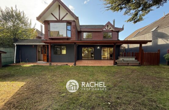 EN ARRIENDO AMPLIA CASA DE 5 DORMITORIOS- Sector Barrio Inglés