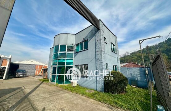 ARRIENDO – BODEGAS Y OFICINAS EN SECTOR PUEBLO NUEVO