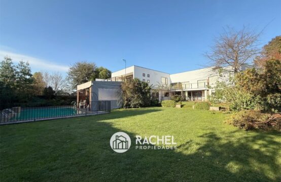GRAN CASA EN VENTA SECTOR PORTAL DE LA FRONTERA
