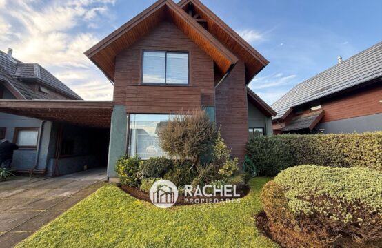 SE VENDE LINDA CASA CON QUINCHO EN PASAJE CERRADO, Sector Valle de Alcalá