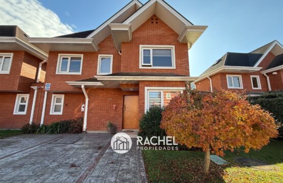 SE VENDE HERMOSA CASA CON 4D EN CONDOMINIO PORTAL DE LA FRONTERA- Alto Portal &#8211; Temuco