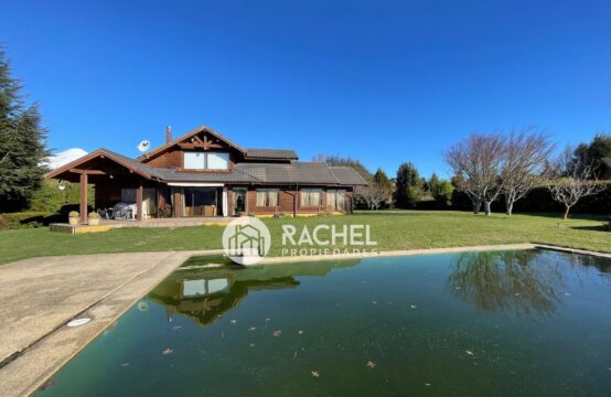 Venta Hermosa casa en Condominio con vistas al Lago y Volcán Villarrica