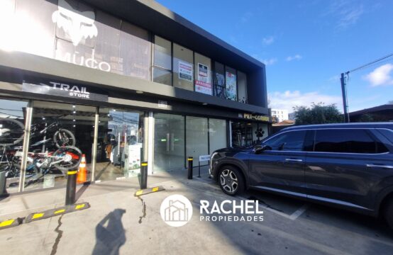 SE ARRIENDA LOCAL EN CALLE DE ALTO FLUJO, SECTOR HOCHTETTER COLEGIO ALEMAN