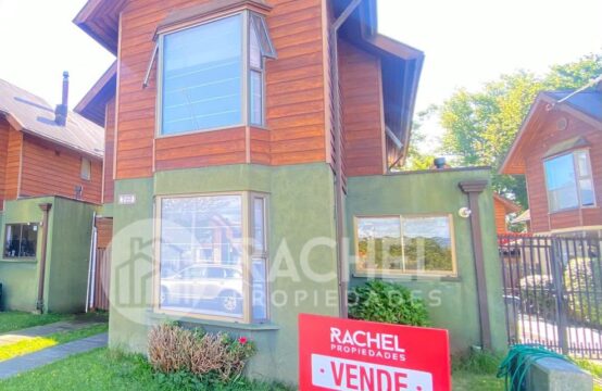 SE VENDE ACOGEDORA Y LUMINOSA CASA UBICADA EN VILLA CONSOLIDADA