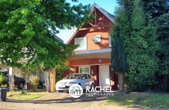 SE ARRIENDA CASA 3 DORMITORIOS CON PISCINA EN BARRIO INGLES