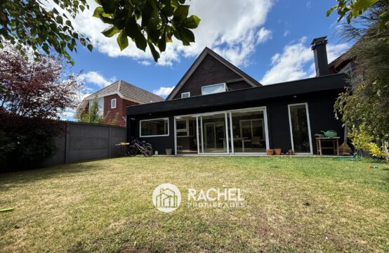 SE ARRIENDA HERMOSA CASA CON QUINCHO &#8211; Barrio Inglés (Temuco)