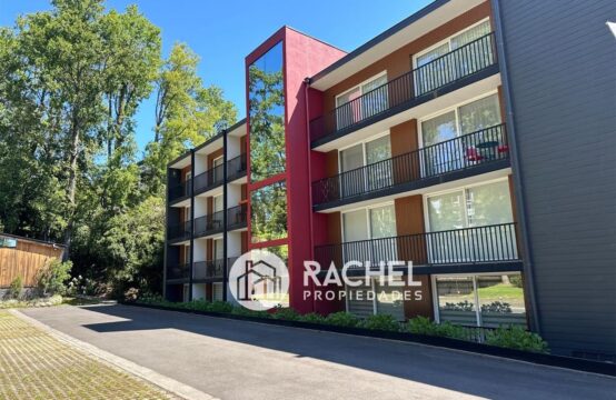 VENTA DPTO ESTUDIO AMOBLADO CON ESTACIONAMIENTO Y BODEGA