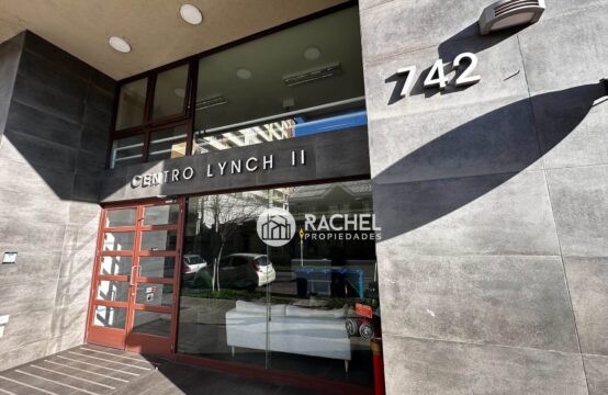 VENTA DPTO SEMINUEVO 2DORMITORIOS EN CENTRO LYNCH II CON ESTACIONAMIENTO