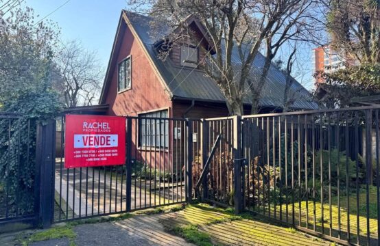 EN VENTA ACOGEDORA CASA DE 3 DORMITORIOS EXCELENTE UBICACIÓN DE TEMUCO