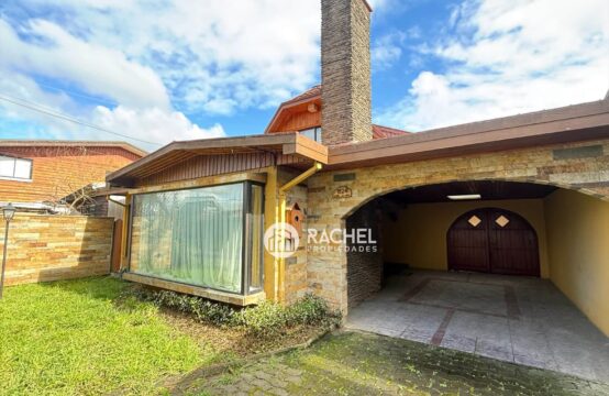 SE ARRIENDA AMPLIA CASA CON 5D- CERCANA A COLEGIO GREEN HOUSE